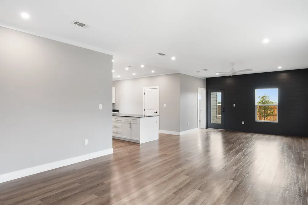 2027 Applewood Drive Lockhart, TX 78644