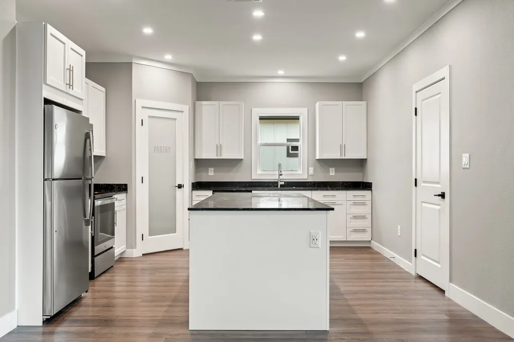 2027 Applewood Drive Lockhart, TX 78644