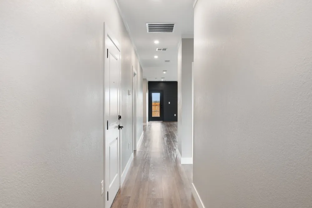 2027 Applewood Drive Lockhart, TX 78644