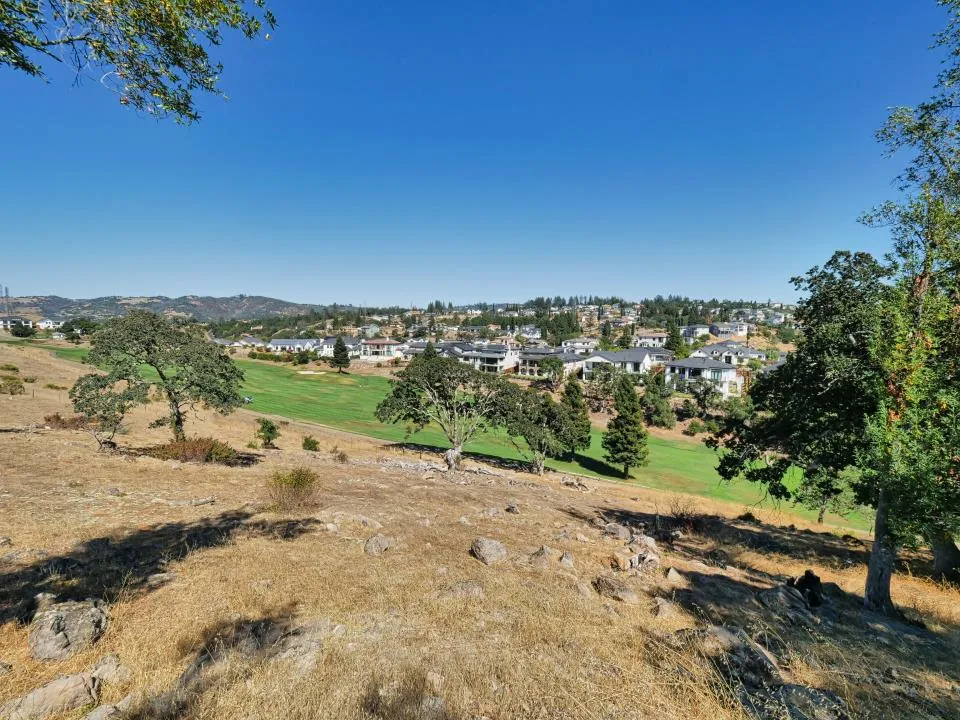 3776 Skyfarm Drive Santa Rosa, CA 95403