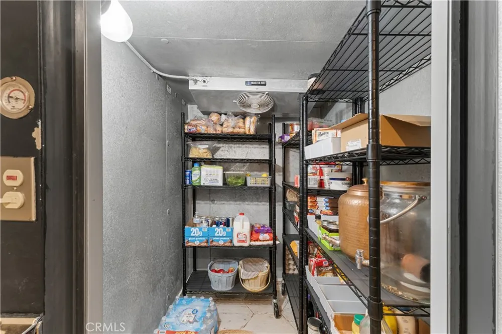 4280 Ipsen Le Grand, CA 95333