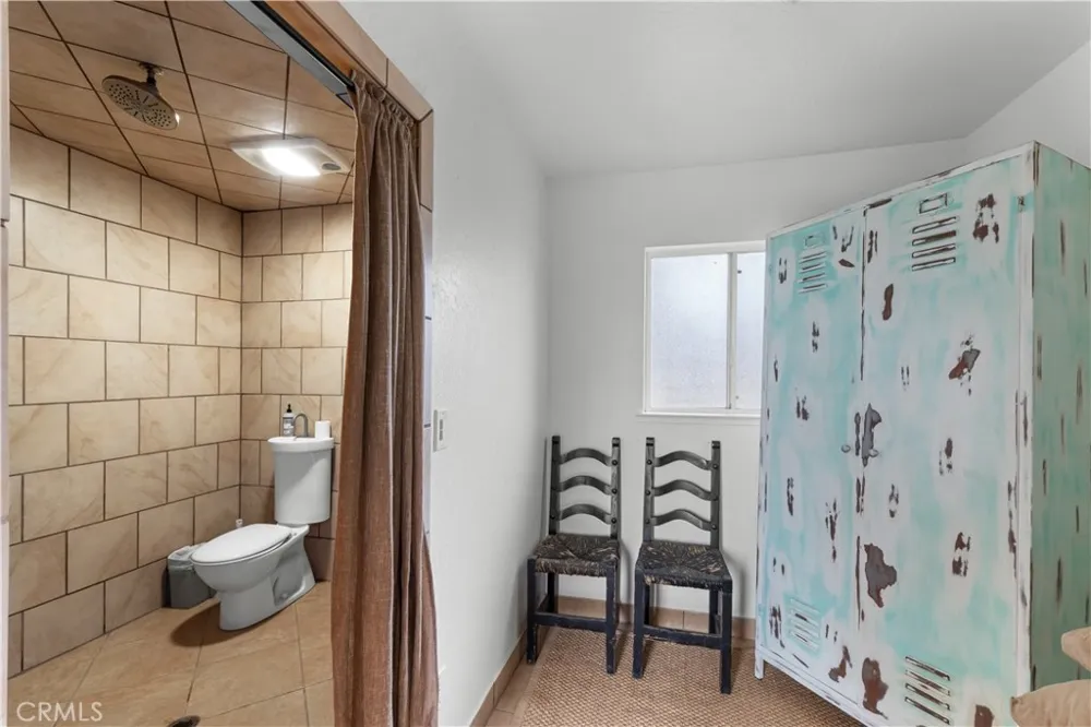 4280 Ipsen Le Grand, CA 95333