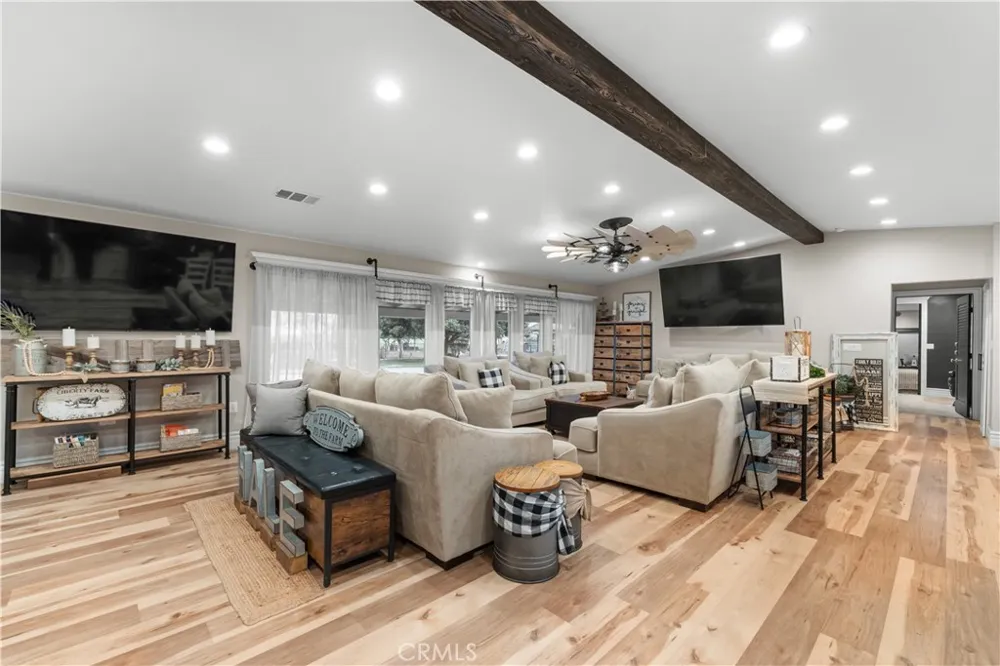 4280 Ipsen Le Grand, CA 95333
