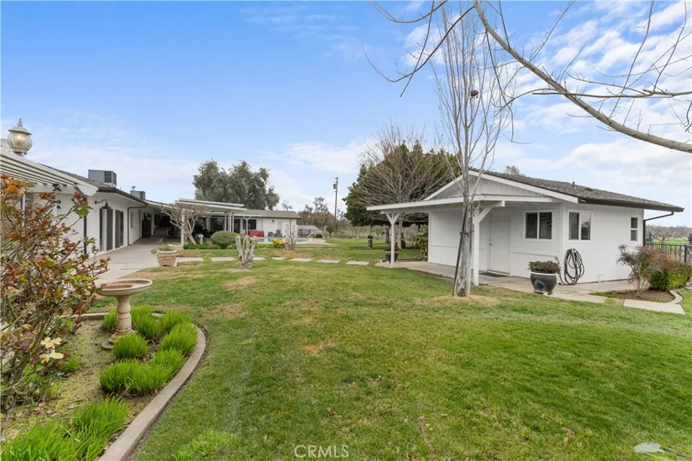 4280 Ipsen Le Grand, CA 95333