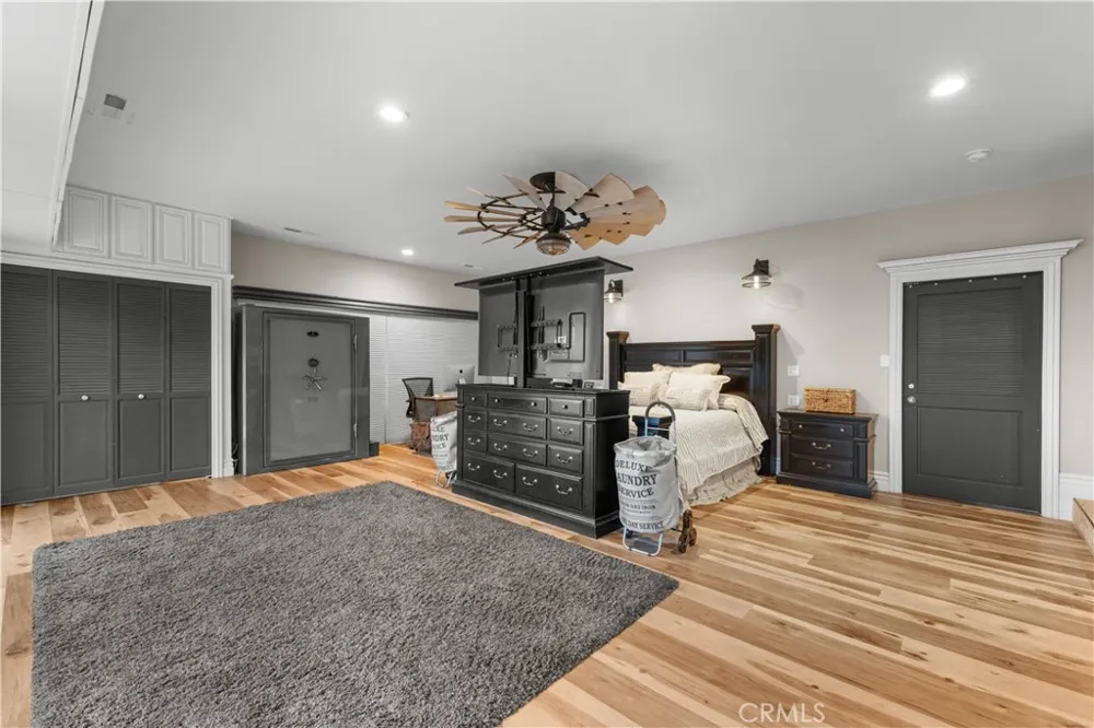 4280 Ipsen Le Grand, CA 95333