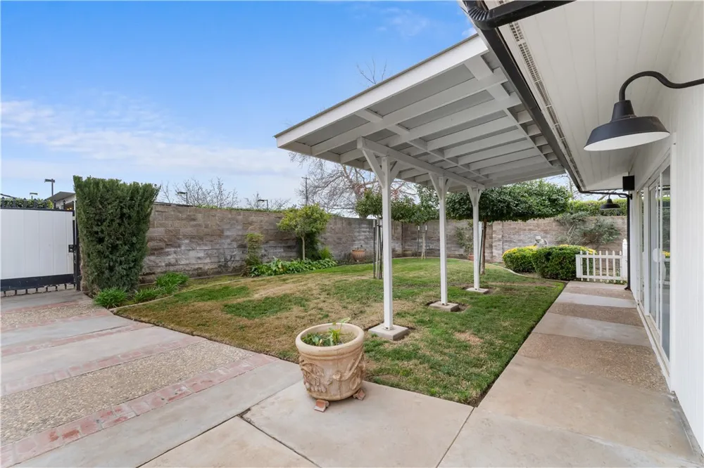 4280 Ipsen Le Grand, CA 95333