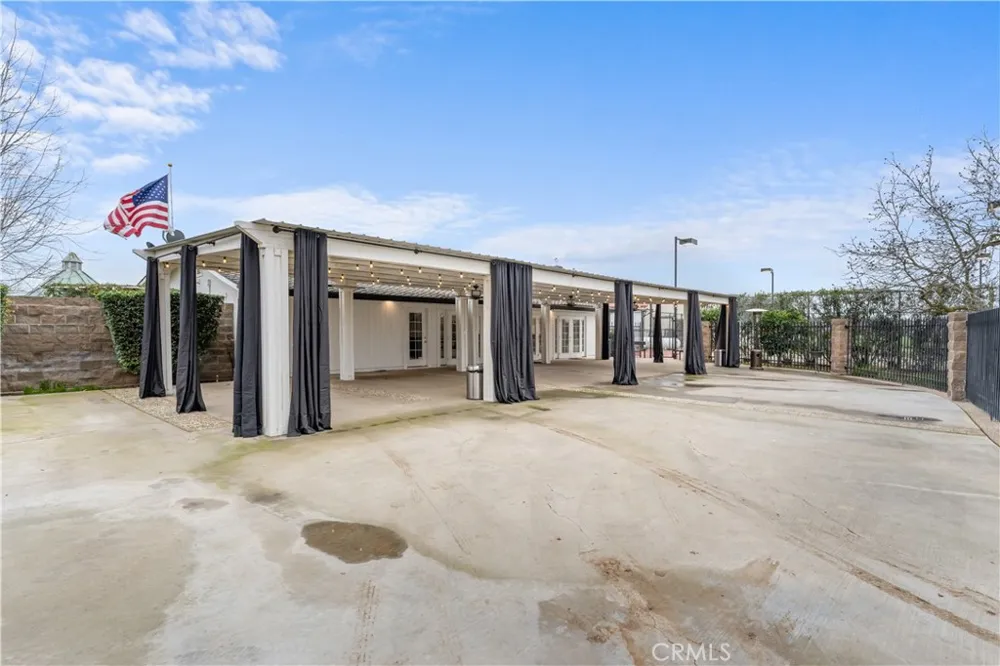 4280 Ipsen Le Grand, CA 95333