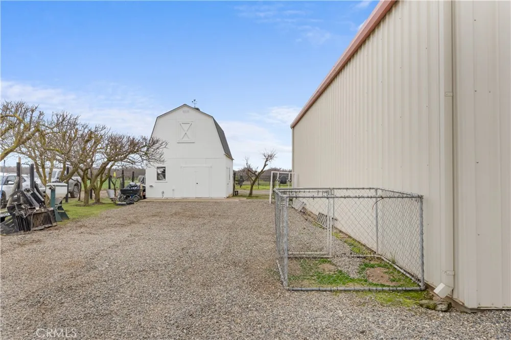 4280 Ipsen Le Grand, CA 95333