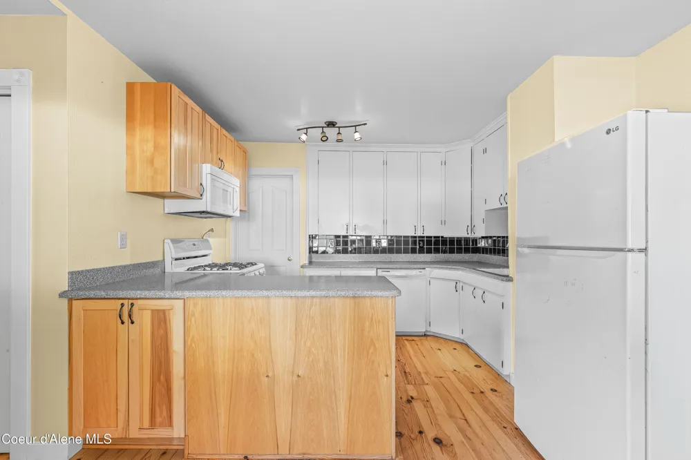 17778 E Canary Creek Road Cataldo, ID 83810