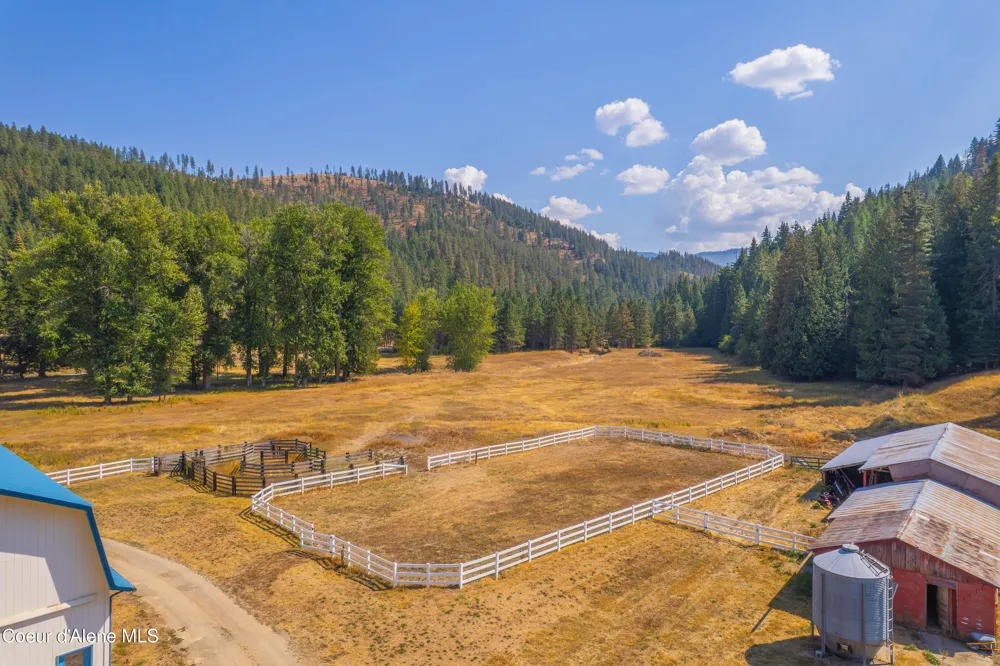 17778 E Canary Creek Road Cataldo, ID 83810