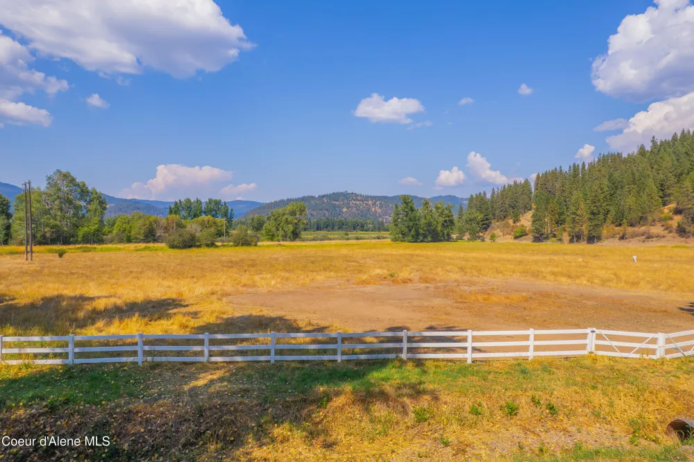 17778 E Canary Creek Road Cataldo, ID 83810