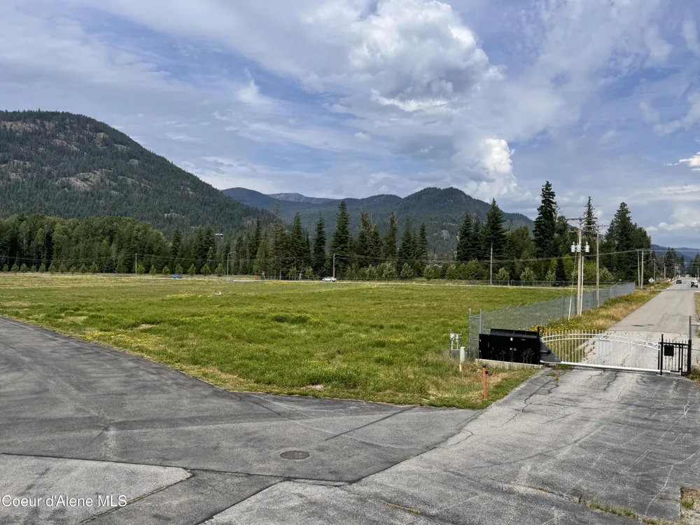 TBD Woodland Drive Sandpoint, ID 83864