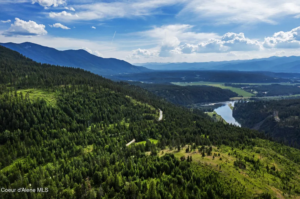 133 Two Tail Road Bonners Ferry, ID 83805
