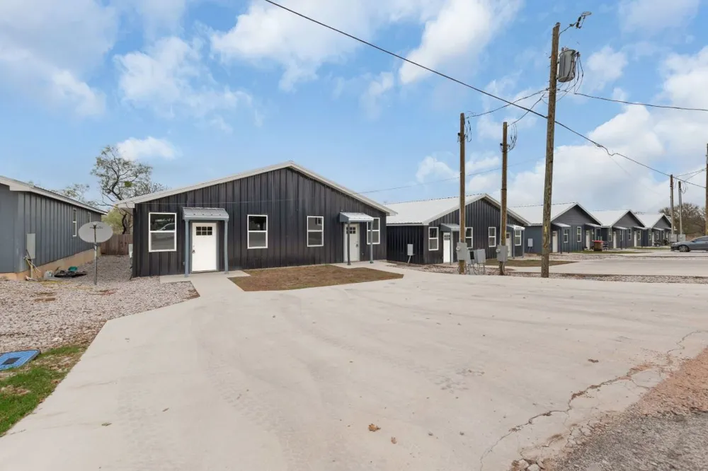 872 Waco Street #872