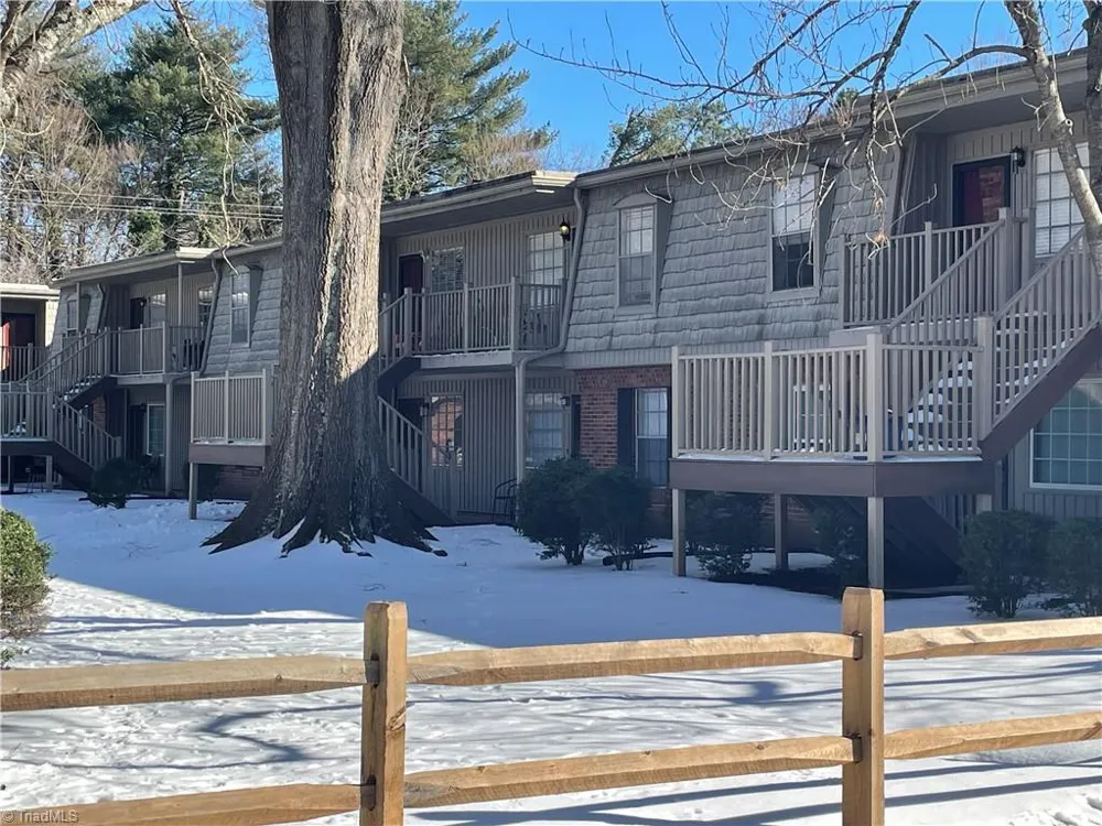 3824 Country Club Road #E