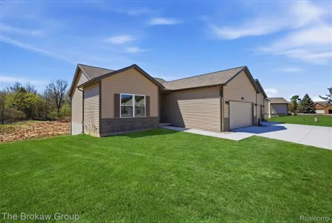 3365 Meadowridge Court