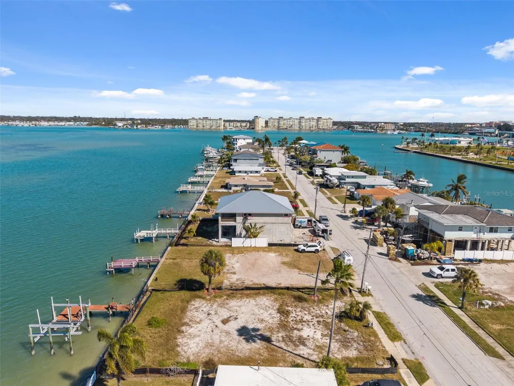 15307 HARBOR DRIVE Madeira Beach, FL 33708