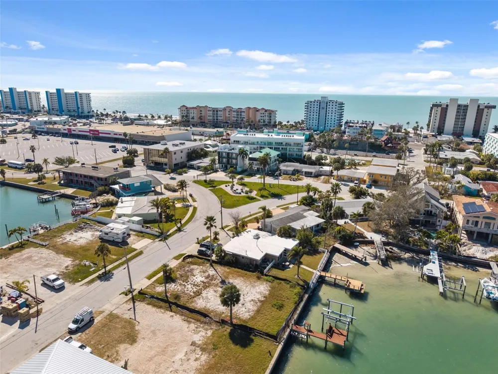 15307 HARBOR DRIVE Madeira Beach, FL 33708