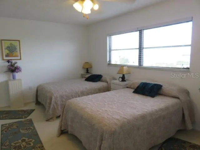 1400 1ST AVENUE W #504 Bradenton, FL 34205