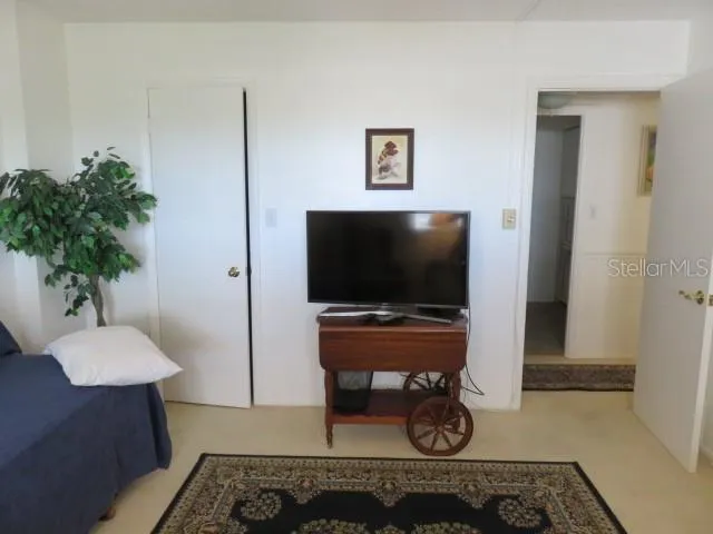 1400 1ST AVENUE W #504 Bradenton, FL 34205