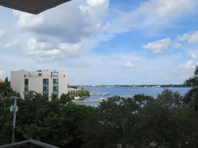 1400 1ST AVENUE W #504 Bradenton, FL 34205