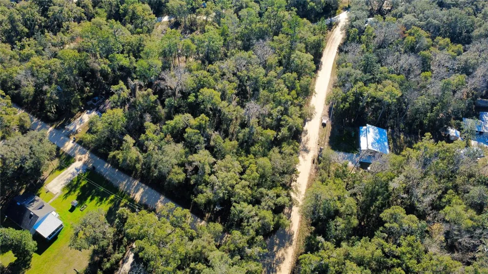 110 LEEWARD ROAD Satsuma, FL 32189