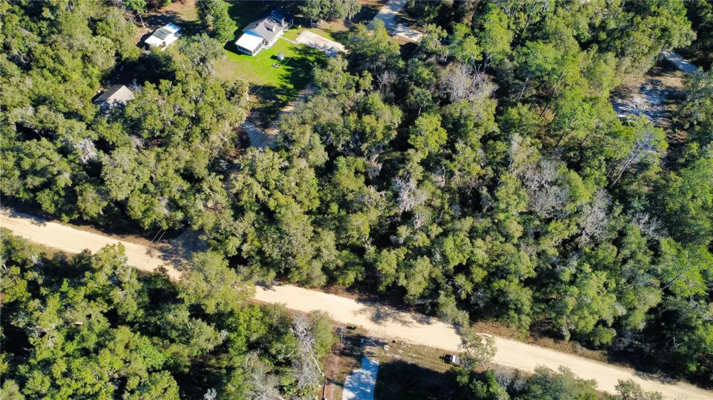 110 LEEWARD ROAD Satsuma, FL 32189