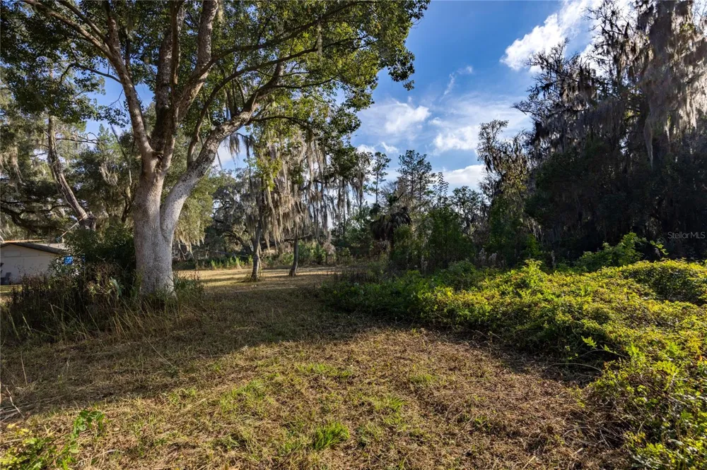 560 NW 39TH ROAD Gainesville, FL 32607