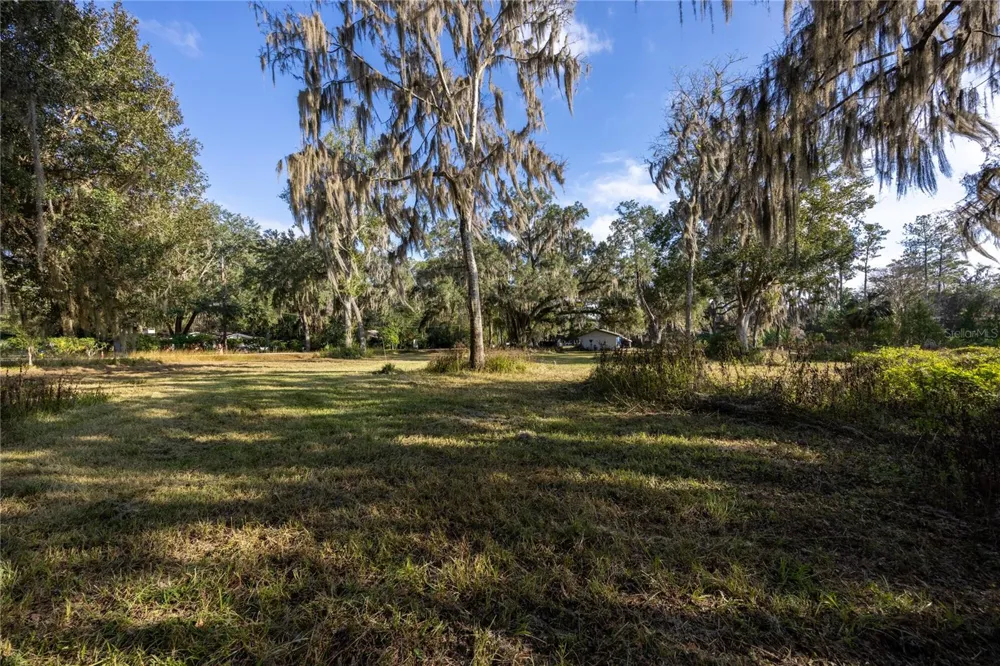 560 NW 39TH ROAD Gainesville, FL 32607