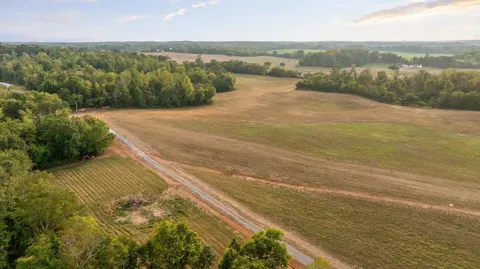 7 Sturgeon Creek Road