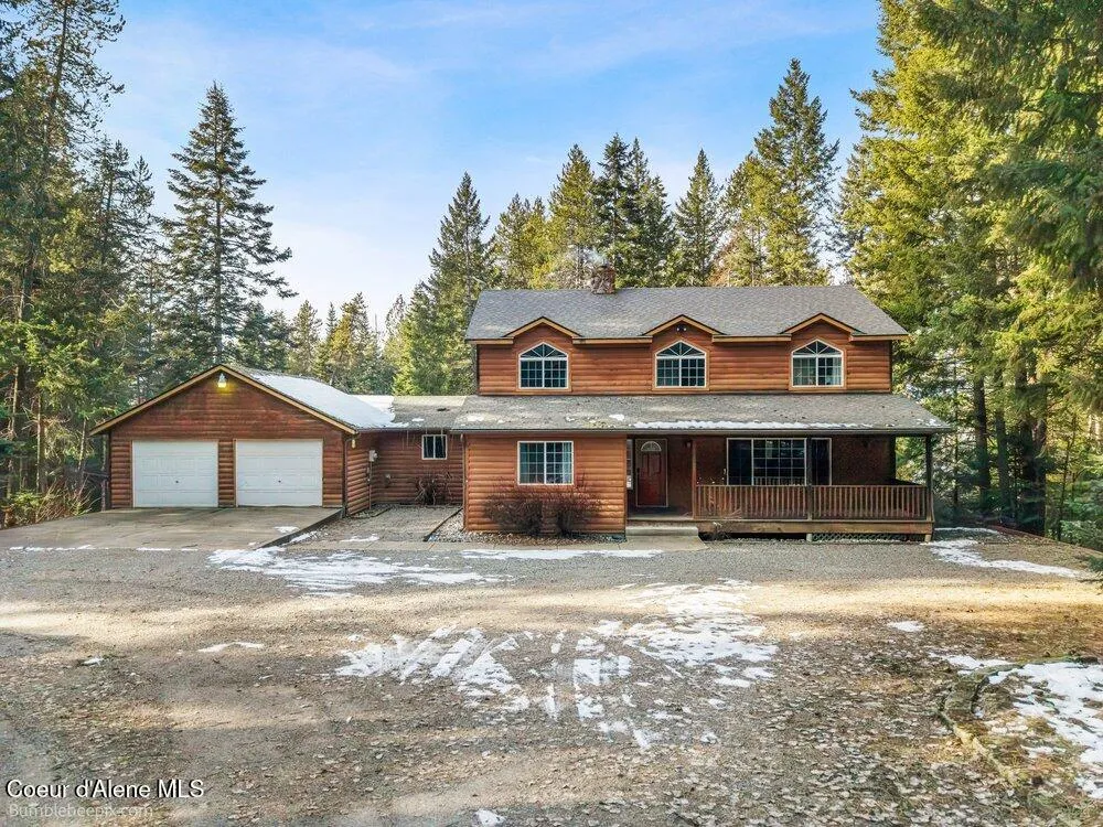 15951 Pinewood Way Hayden, ID 83835