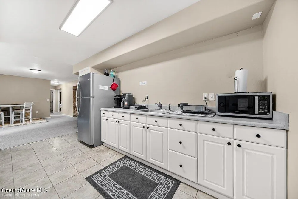 15951 Pinewood Way Hayden, ID 83835