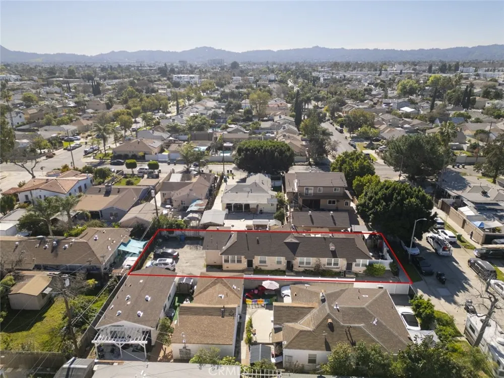 6614 Camellia Avenue North Hollywood, CA 91606