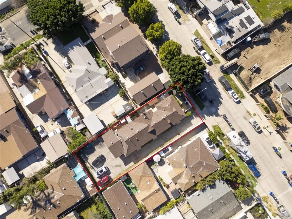 6614 Camellia Avenue North Hollywood, CA 91606