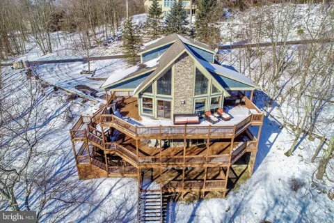 723 PINNACLE DRIVE