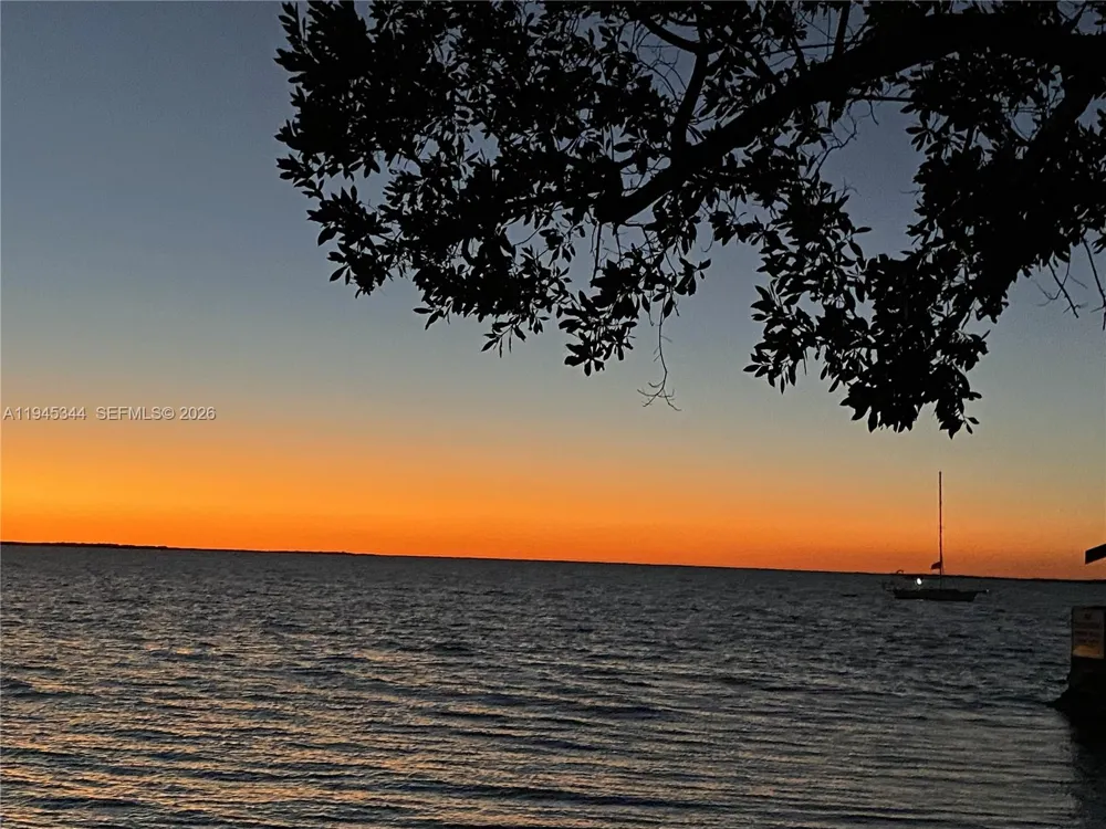 104500 Overseas Hwy #A302 Key Largo, FL 33037