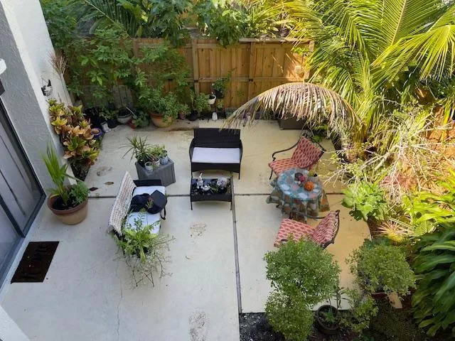 3341 Cocoplum Circle