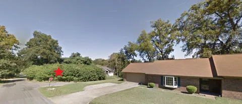 624 College Street