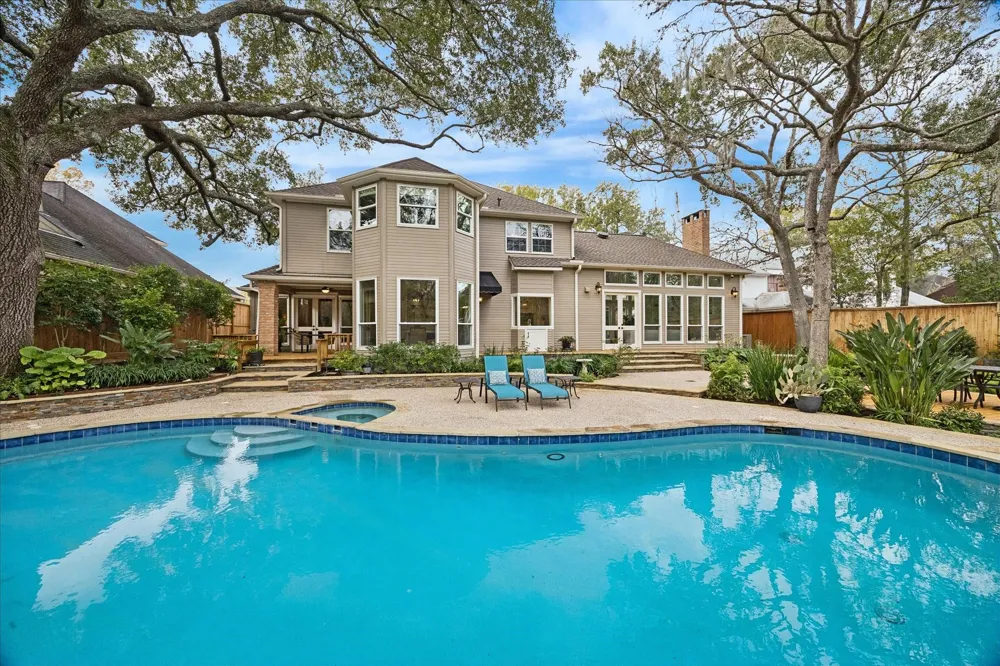 12111 Maple Rock Drive