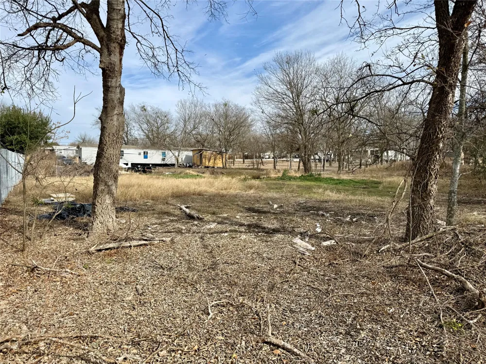 330 Joe Robinson Drive Kyle, TX 78640