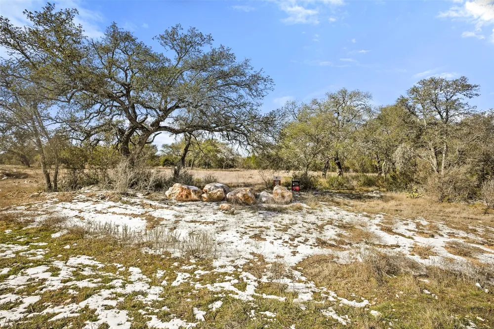 145 Red Hawk Drive Marble Falls, TX 78663