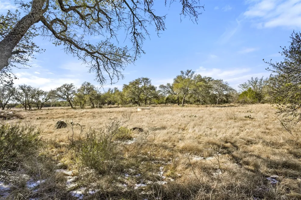145 Red Hawk Drive Marble Falls, TX 78663