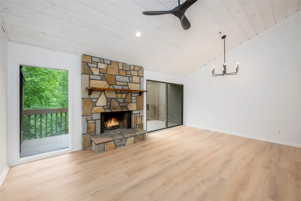 233 Meadow Way #UN1615 Sapphire, NC 28774