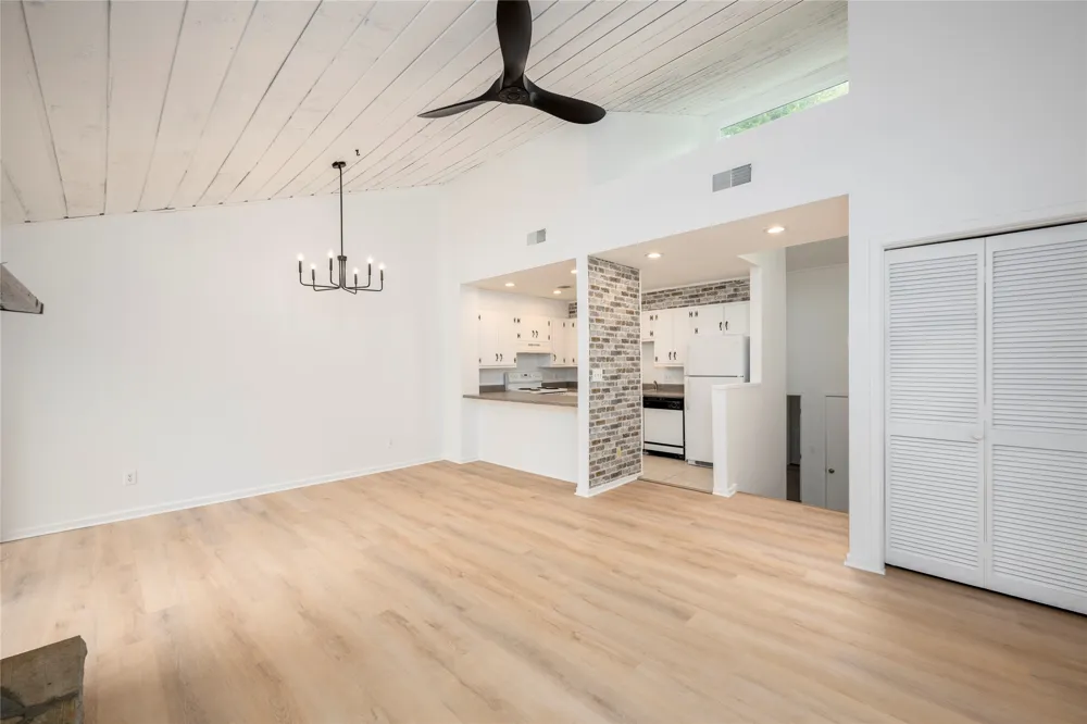 233 Meadow Way #UN1615 Sapphire, NC 28774