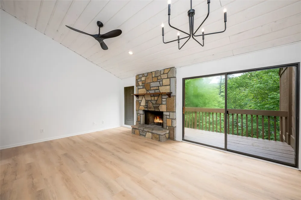 233 Meadow Way #UN1615 Sapphire, NC 28774