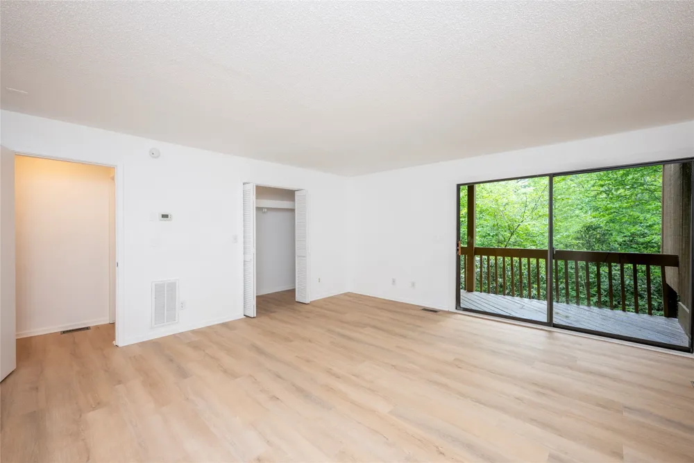 233 Meadow Way #UN1615 Sapphire, NC 28774