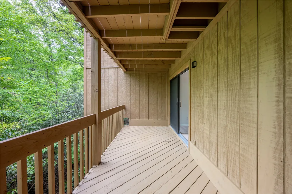 233 Meadow Way #UN1615 Sapphire, NC 28774