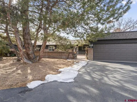 1022 Phillips Court #C