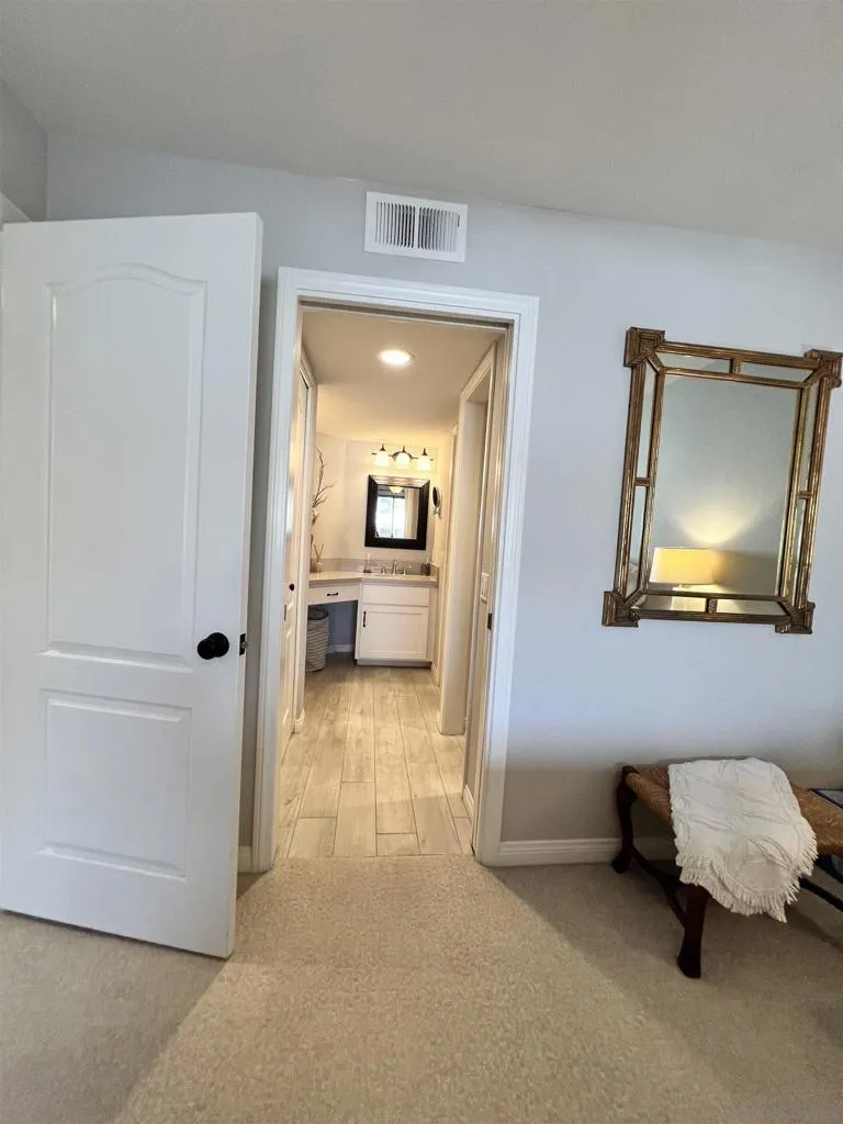 7757 Eads #B4 La Jolla, CA 92037