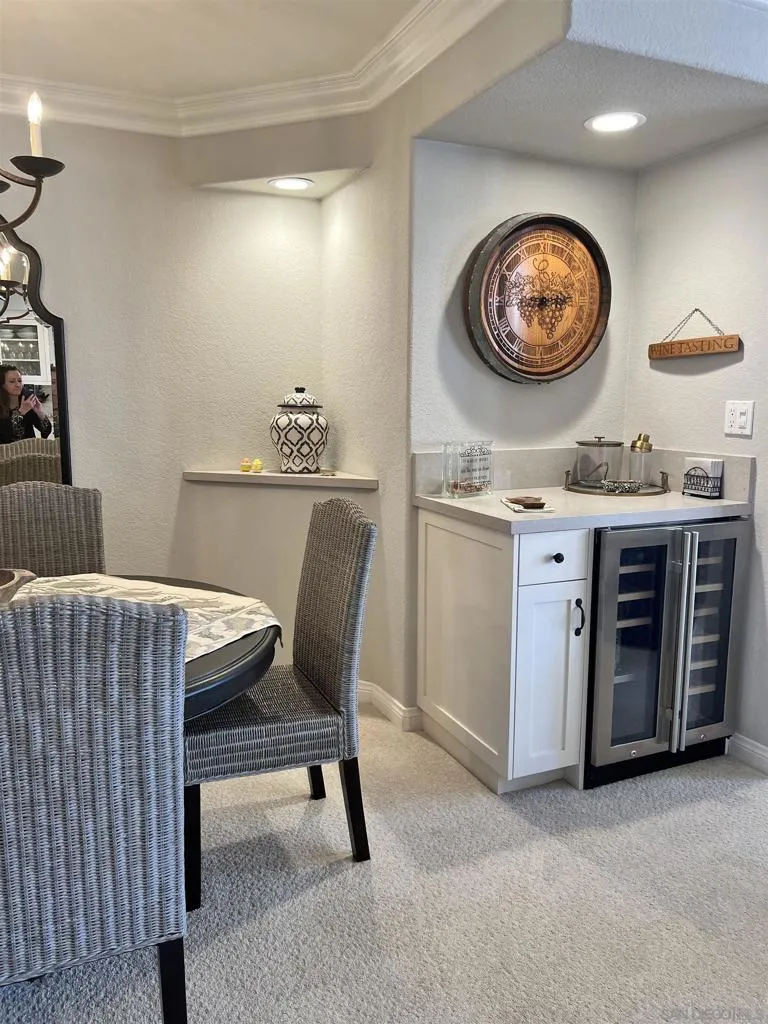 7757 Eads #B4 La Jolla, CA 92037